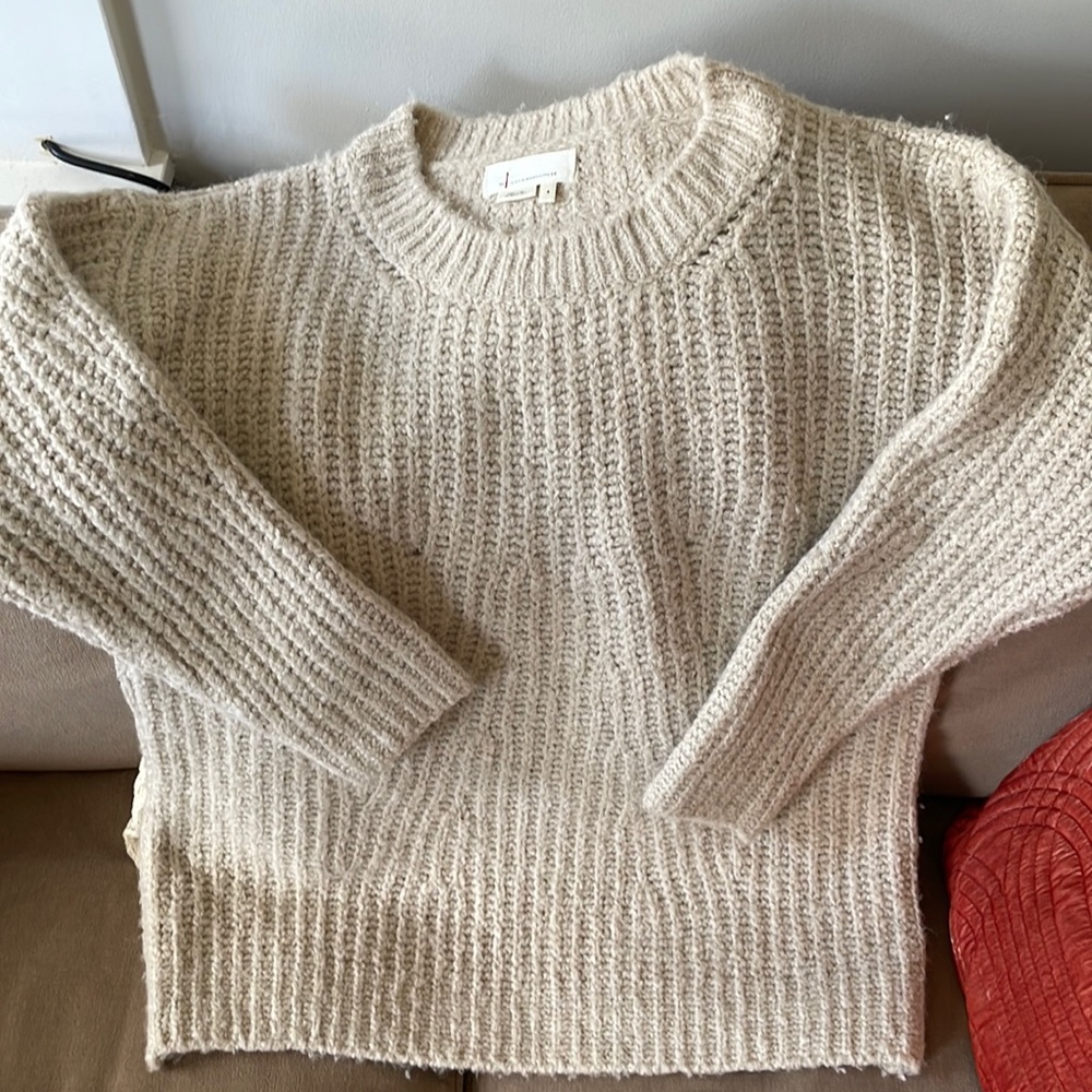 anthropologie camila sweater oat color size small • EUC